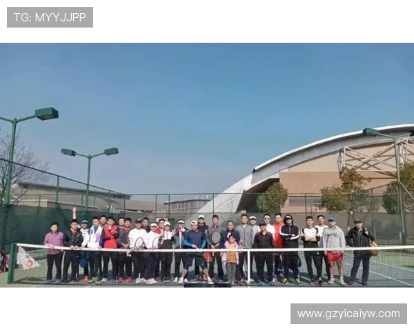 南京网球队进攻策略分析与比赛表现评估探讨